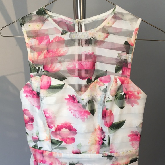 Lipsy London Formal Summer Dress - Picture 4 of 5